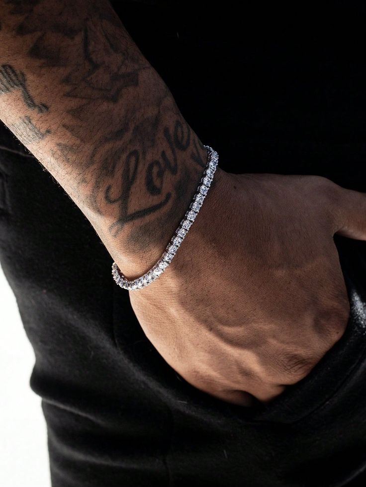 Bracciali
